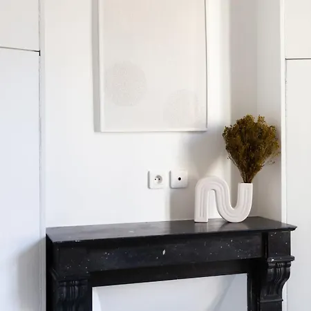 Bright Near Gare De Lyon *